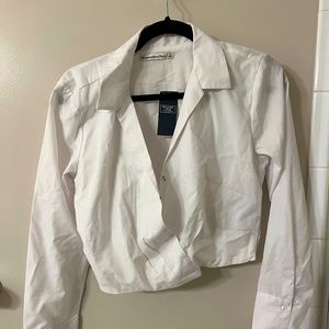NWT Abercrombie cropped white button down top